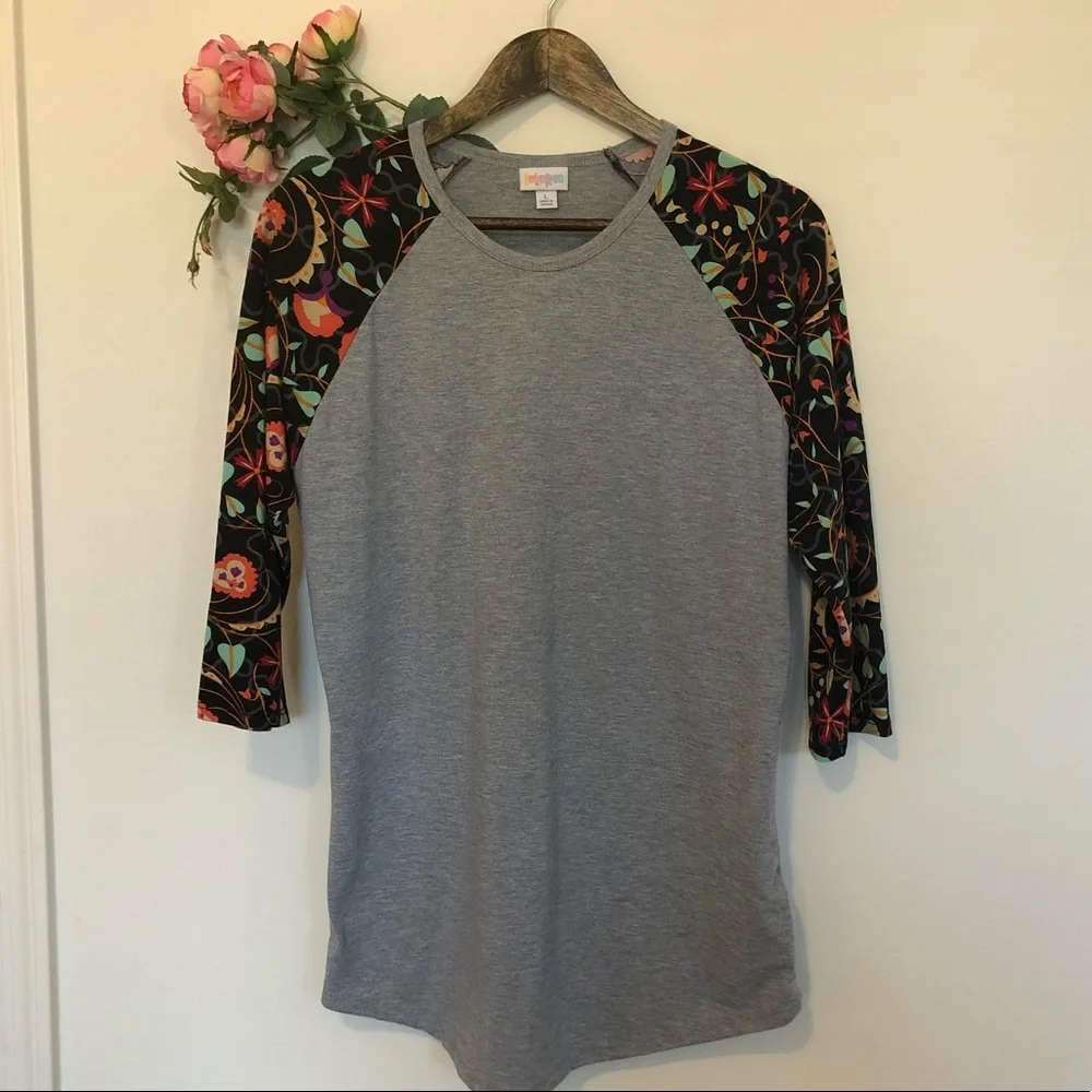 🌺LuLaRoe Randy Top🌺 - Picture 2 of 7